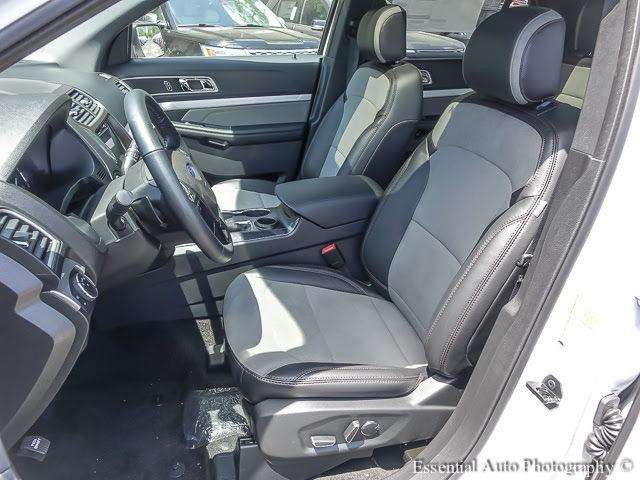 Ford Explorer 2017 photo 8